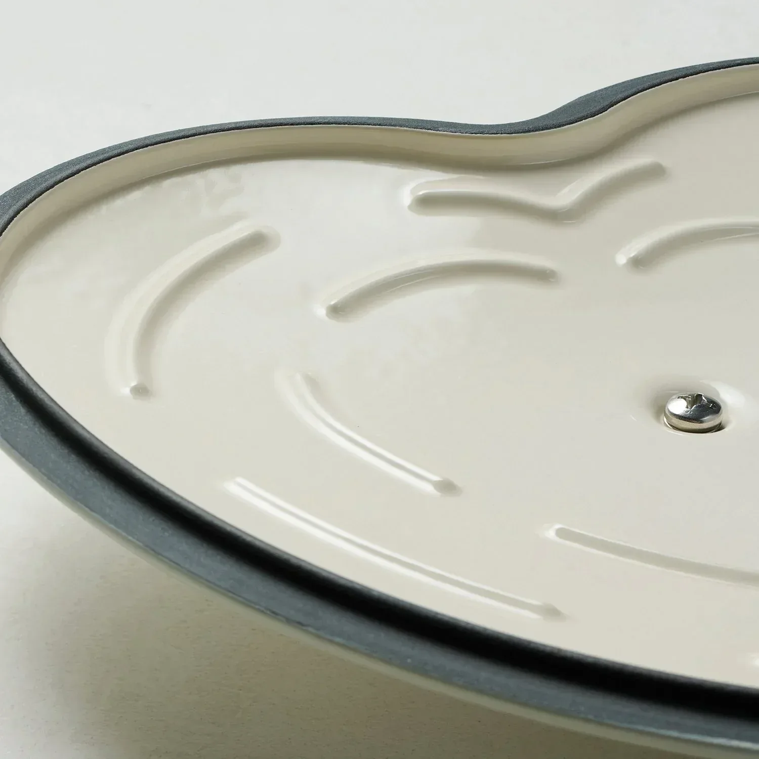 Tramontina 3-Quart Heart Shape Enameled Cast Iron Dutch Oven (Shallow, Oven Safe) - Image 22