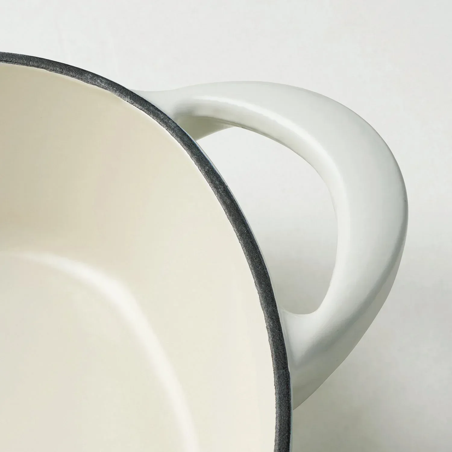 Tramontina 3-Quart Heart Shape Enameled Cast Iron Dutch Oven (Shallow, Oven Safe) - Image 23