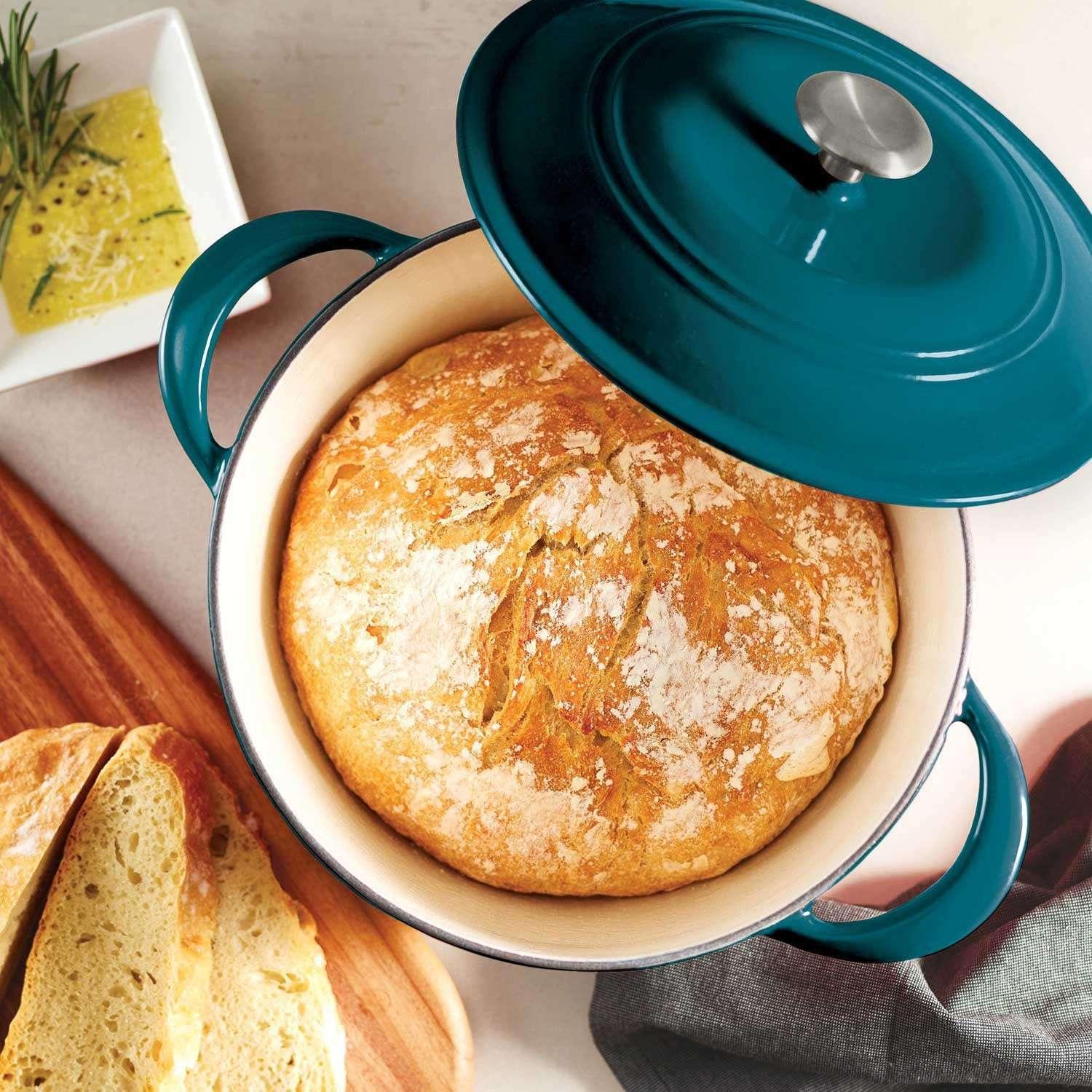 Tramontina Enameled Cast Iron 7-Quart Covered round Dutch Oven (Assorted Colors) - Image 3