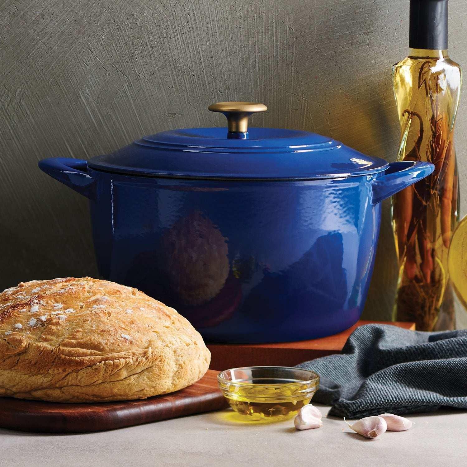 Tramontina Enameled Cast Iron 7-Quart Covered round Dutch Oven (Assorted Colors) - Image 5