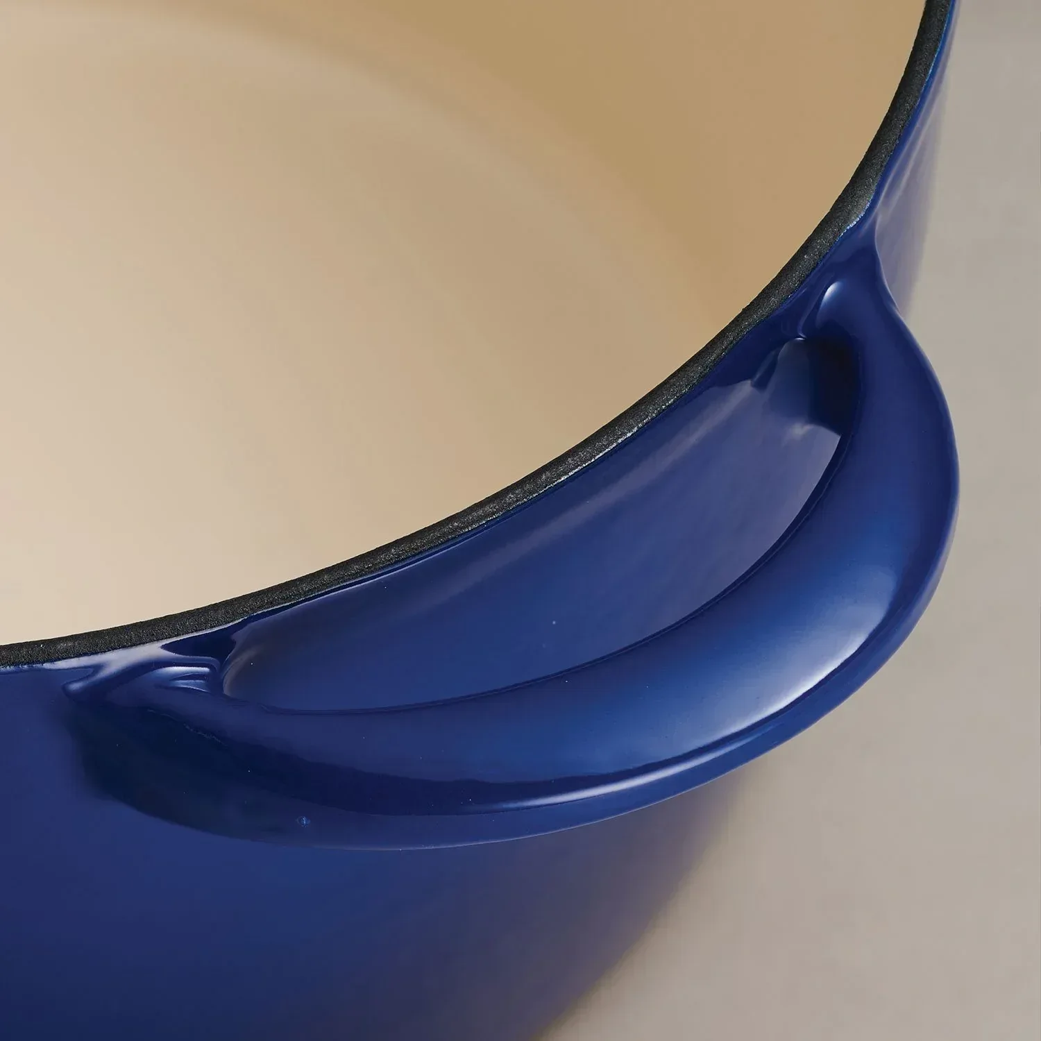 Tramontina Enameled Cast Iron 7-Quart Covered round Dutch Oven (Assorted Colors) - Image 9