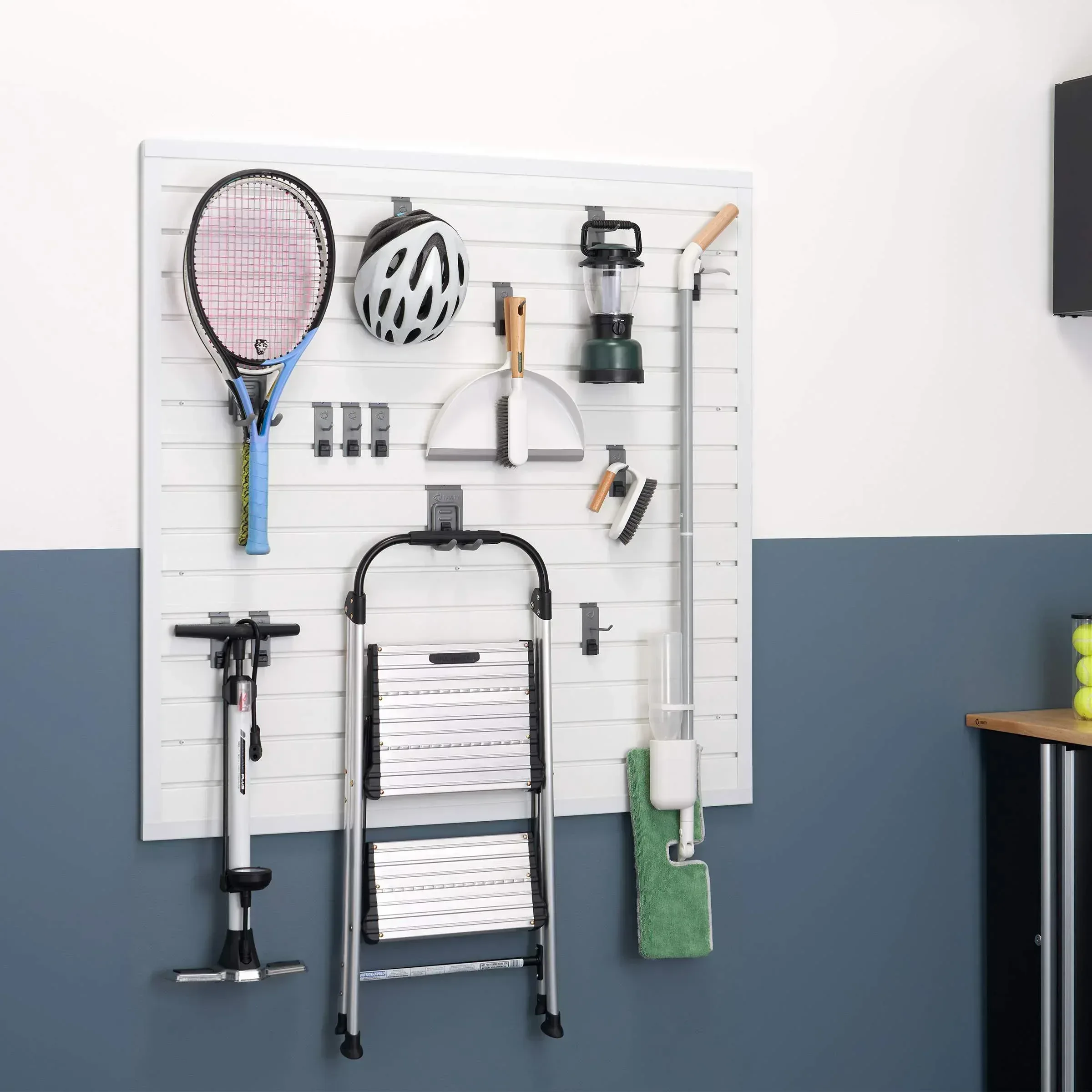 TRINITY 16 Sq Ft Modular Slatwall 13-piece Accessory Set - Image 5