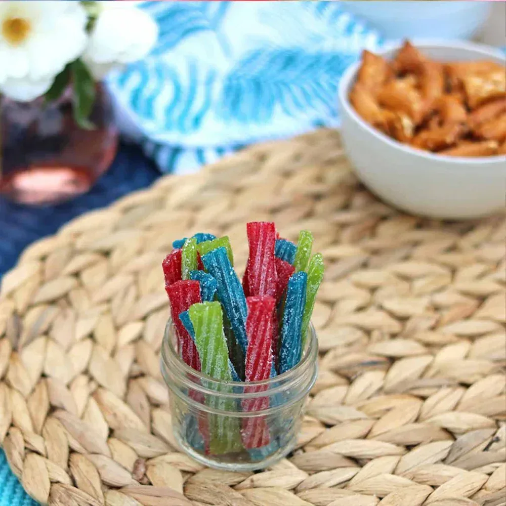 Twists, Individually Wrapped Candy, 2.59Lb (210 Pieces) Jar - Image 5