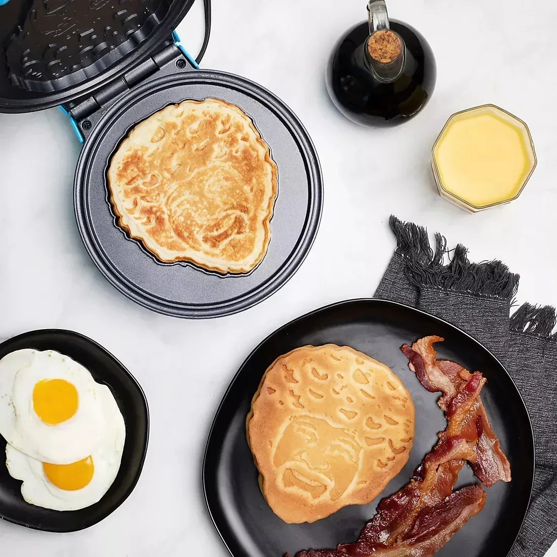 Uncanny Brands Bob Ross Waffle Maker - Image 4