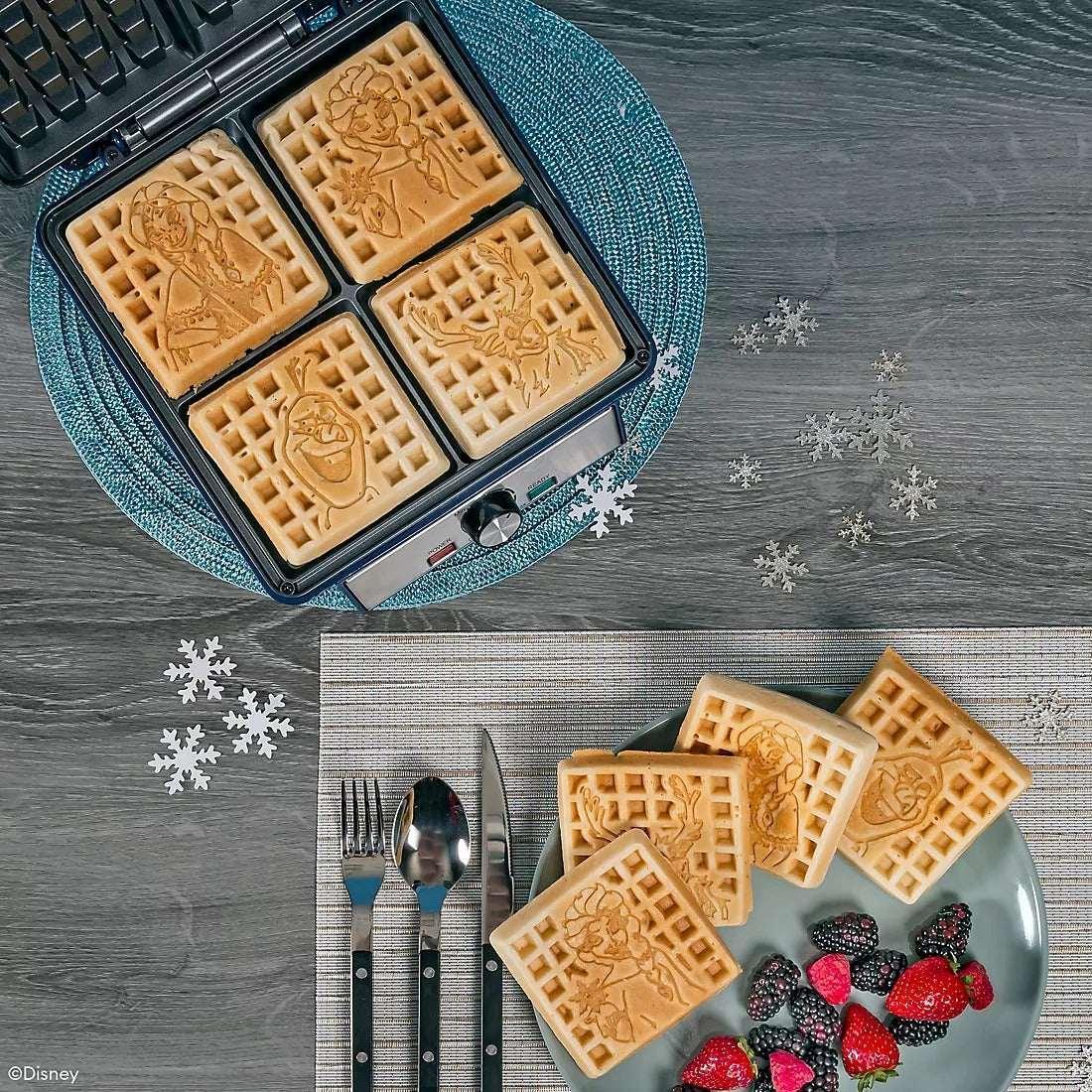 Uncanny Brands Disney Frozen Waffle Maker - Image 2