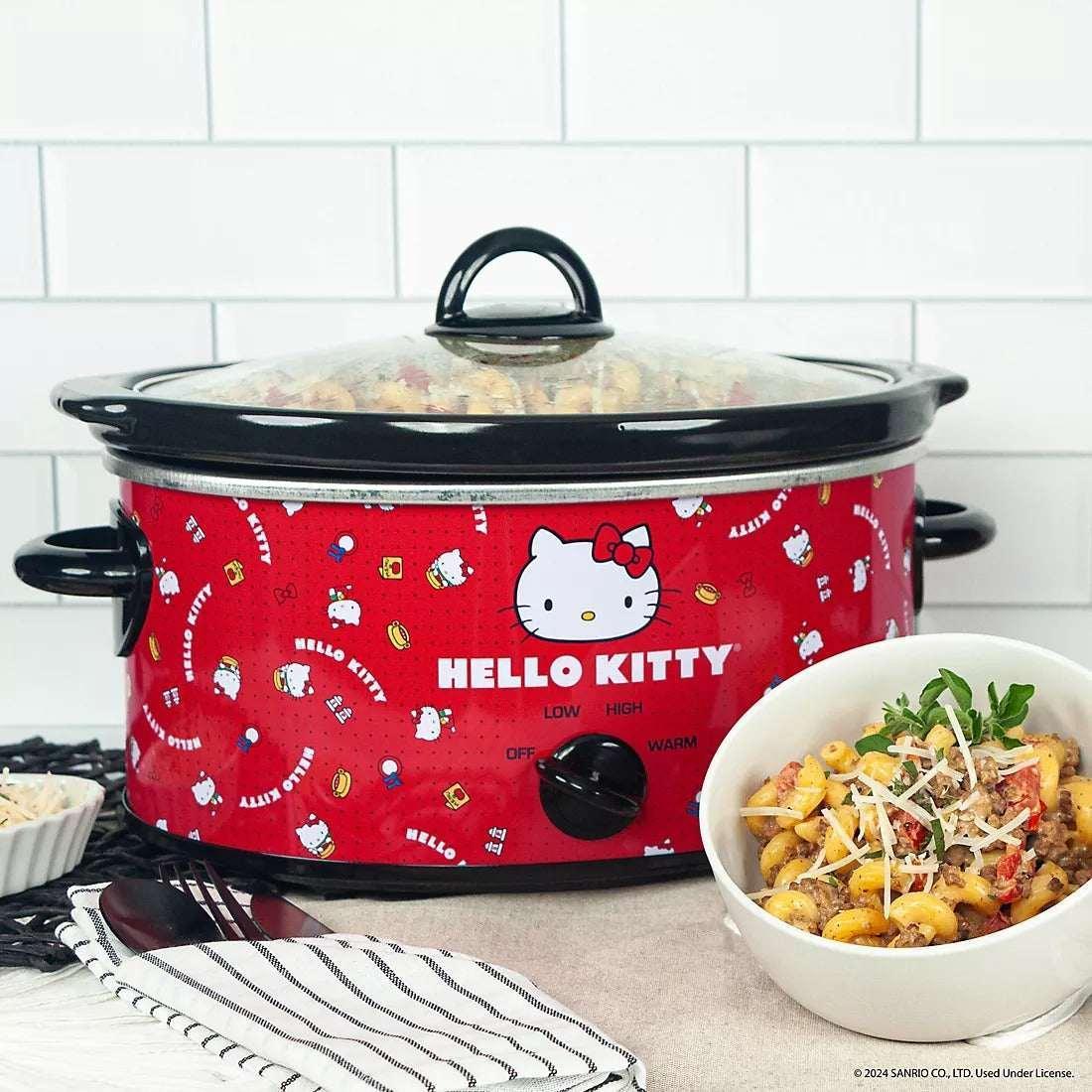Uncanny Brands Hello Kitty 5-Qt. Slow Cooker - Image 4