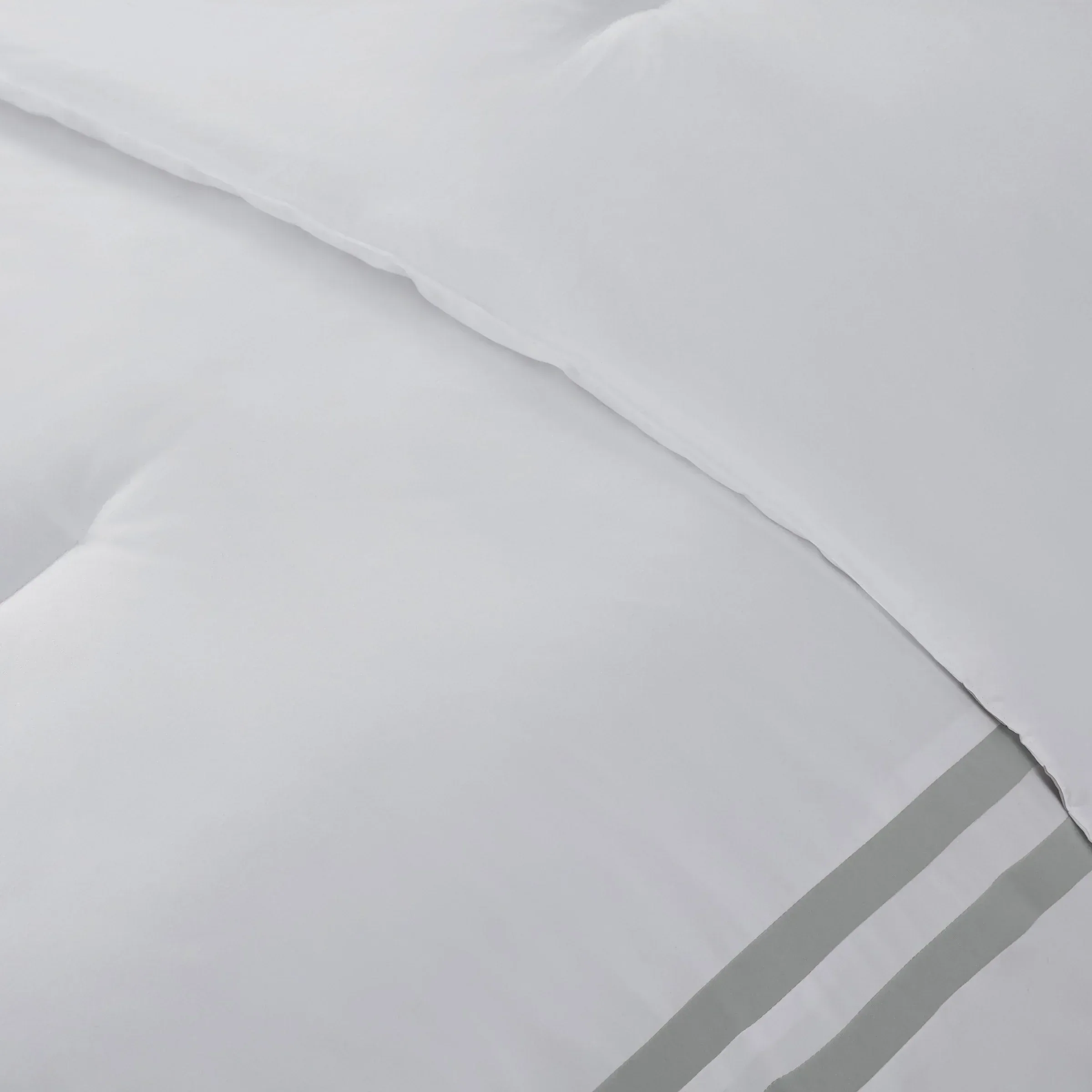 West Park Hotel Border 4-piece Comforter Set - Image 5
