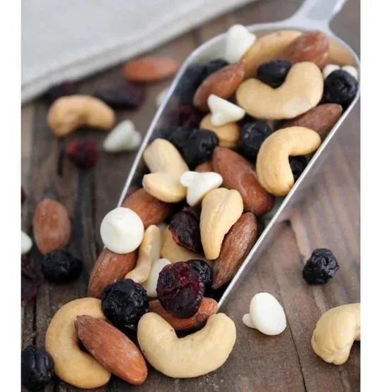 WildRoot's Coastal Berry Trail Mix, 26 oz - Image 4