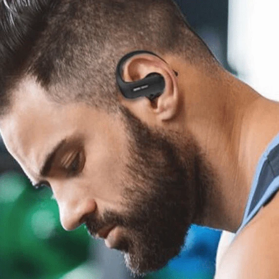 Wireless Sport Earphones with Black Charging Case - Image 5