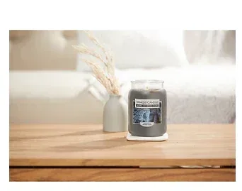 Yankee Candle Home Inspiration Cozy Up Candle, 19 oz. - Image 2