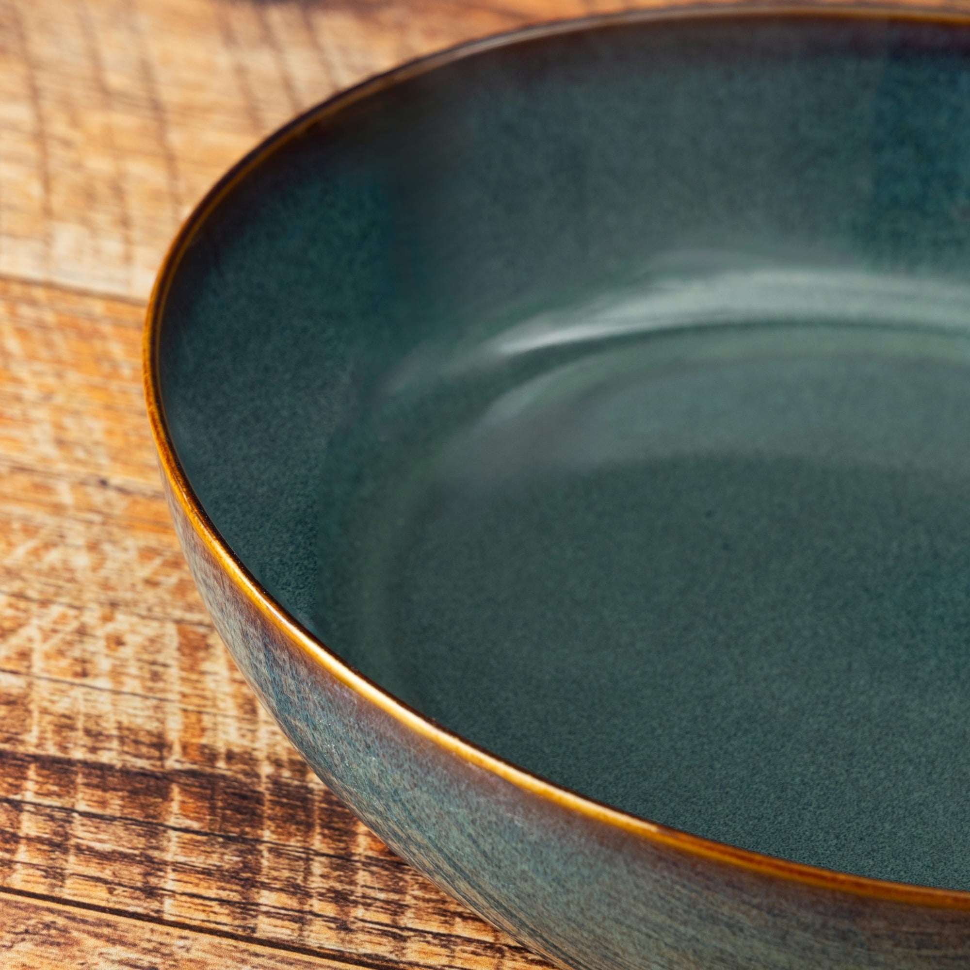 Yellowstone Dutton Reactive Ceramic Serve Bowl - Image 3